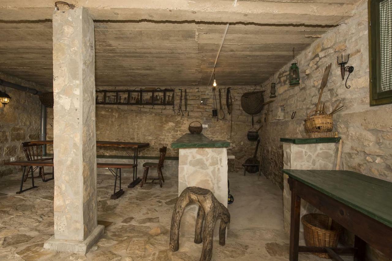 Villa Cetina Milasi Buitenkant foto