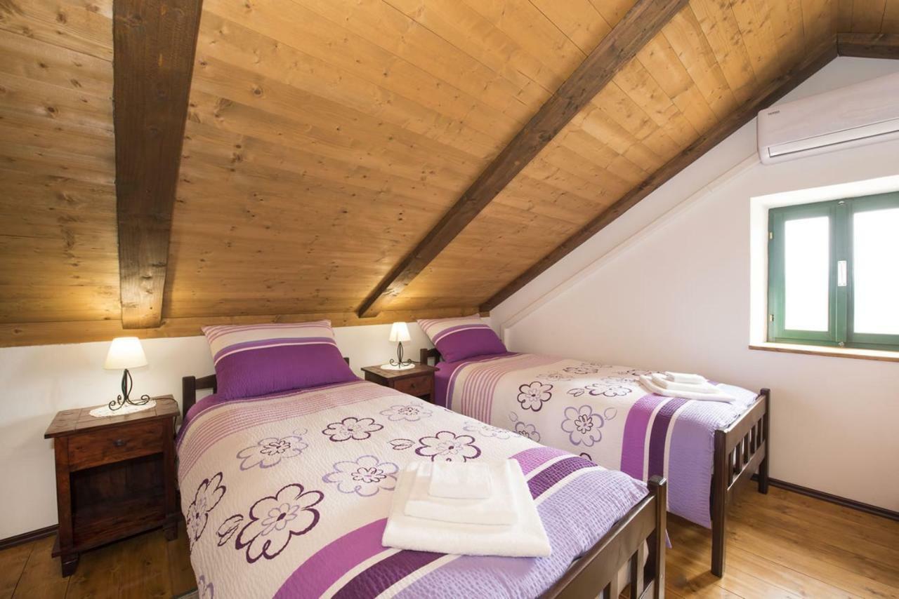 Villa Cetina Milasi Buitenkant foto